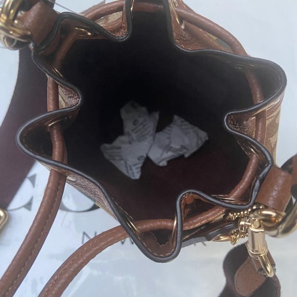 Coach C5639 DEMPSEY DRAWSTRING BUCKET 15 HANDBAG - Picture 5 of 7